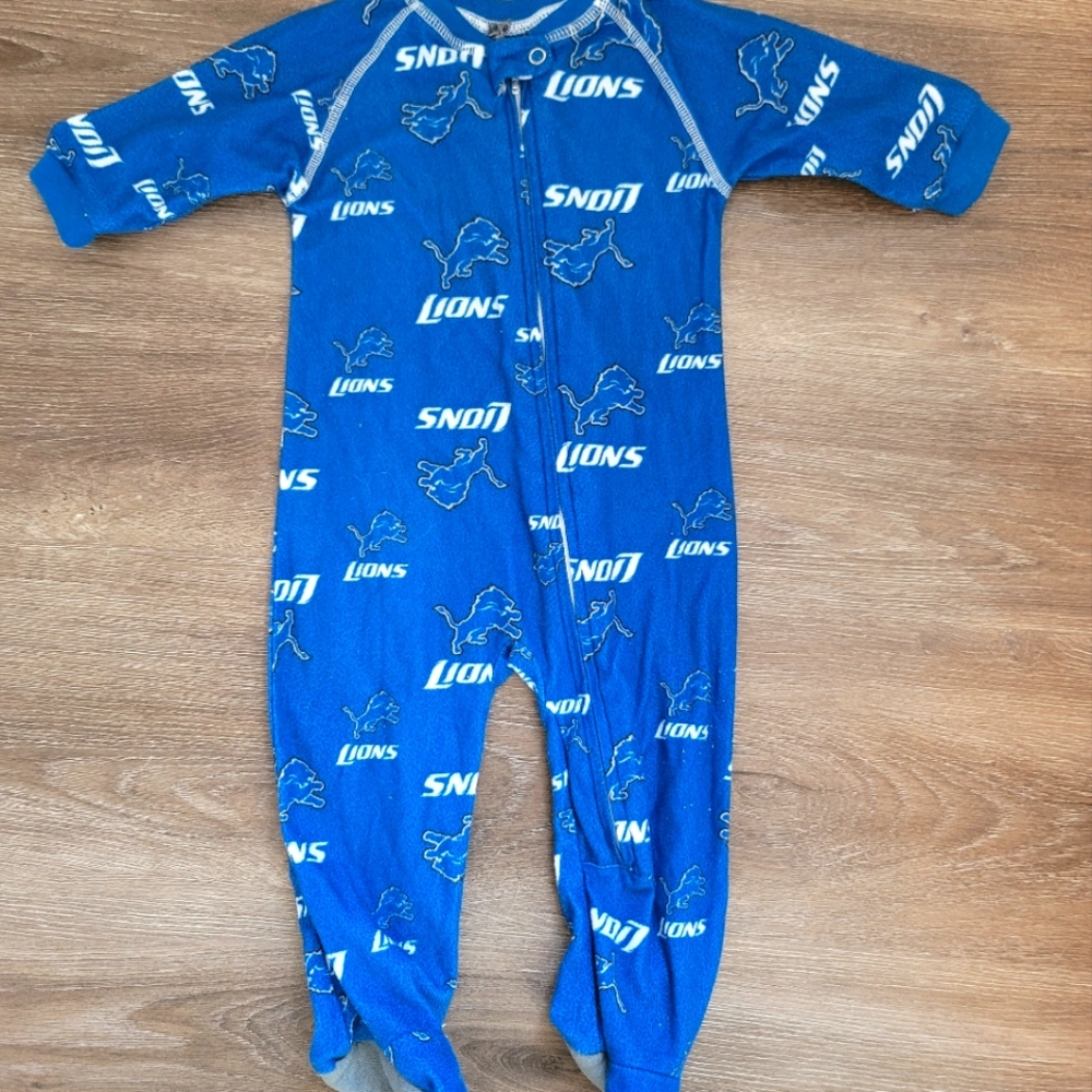 3-6m Detroit Lions onesie